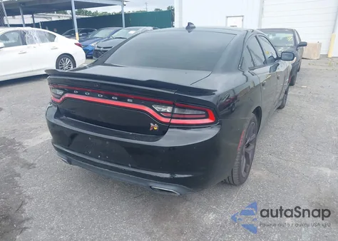 2015 Dodge Charger R/T z USA, uszkodzony, nr VIN 2C3CDXCT8FH754630